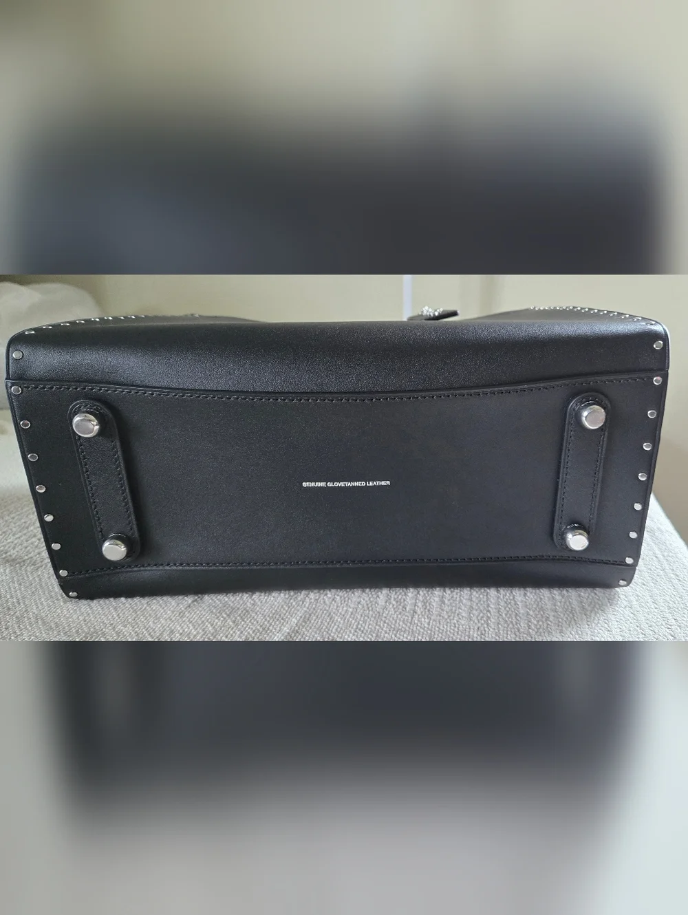 Coach Rivet Rogue 30 - Picture 5 of 13